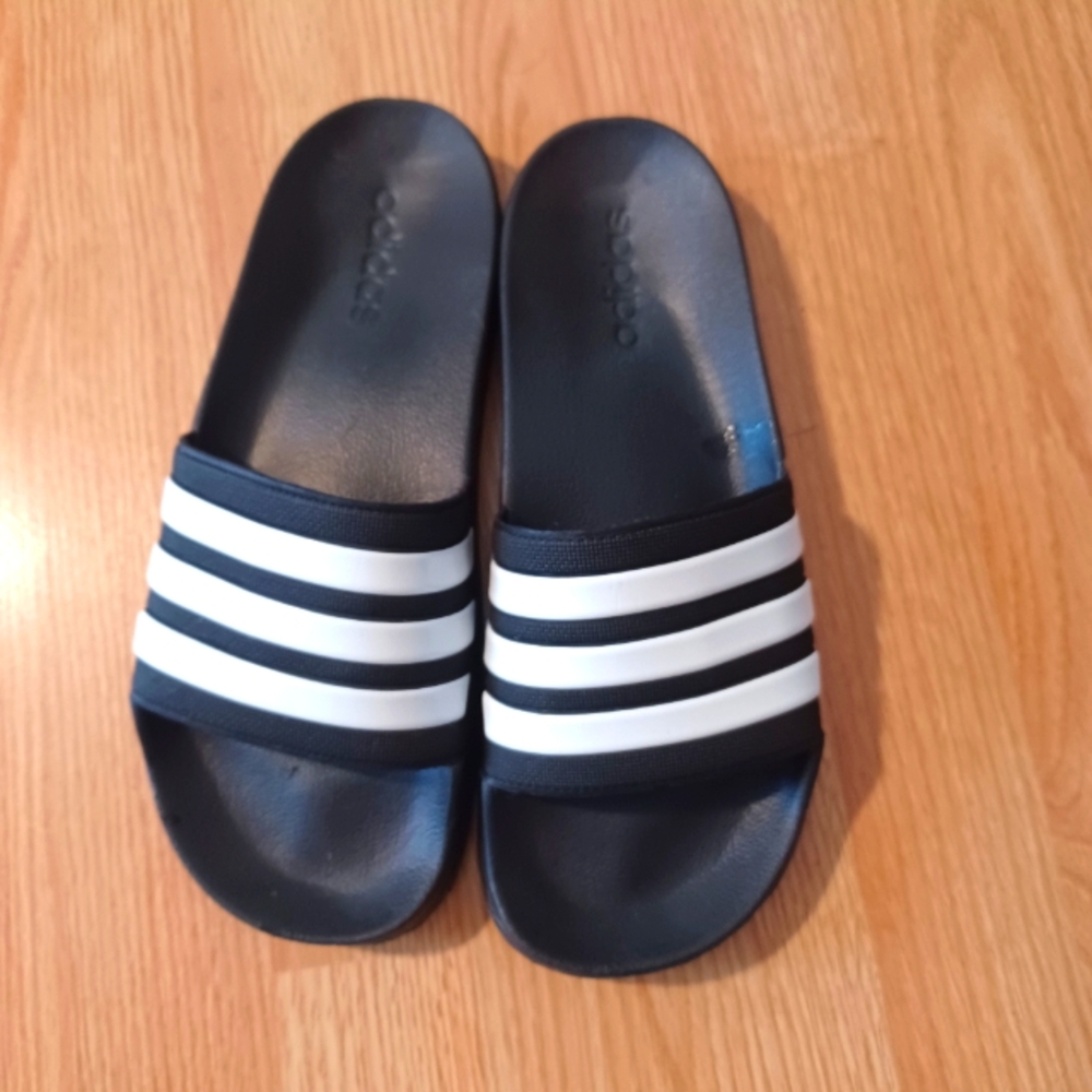 Adidas CloudFoam Slides